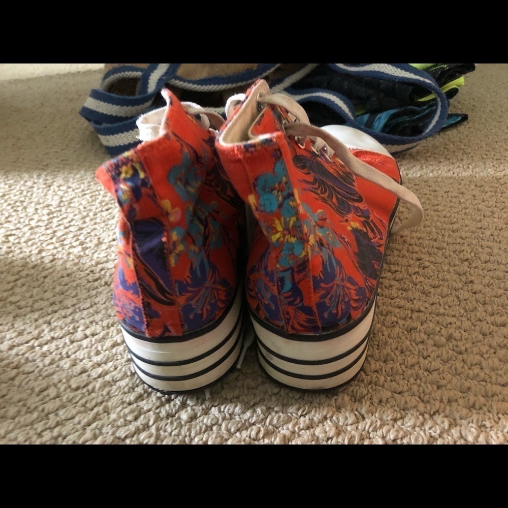 Urban outfitters BDG platform sneakers!!!!! - Picture 3 of 5
